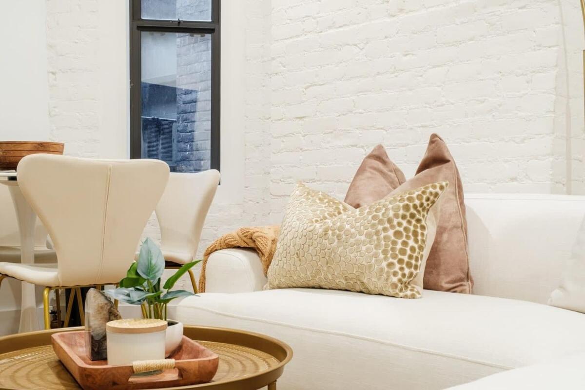 Apartment 1288-4rn Newly Furnished Prime Ues 2br