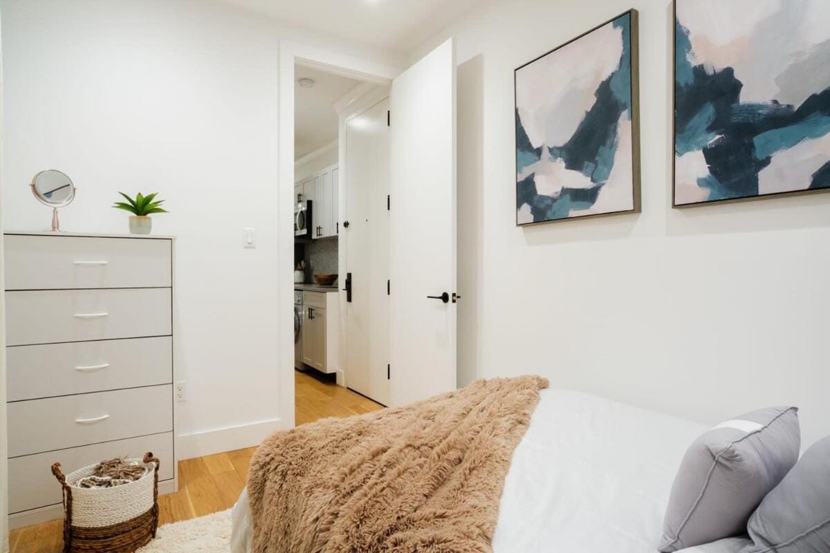 1288-4rn Newly Furnished Prime Ues 2br Apartment New York
